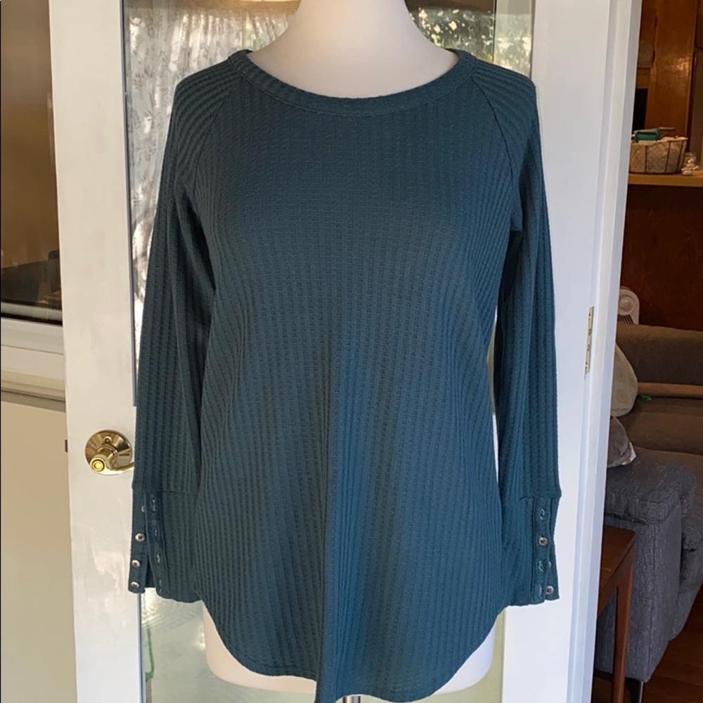 Jewel Green Thermal Long Buttoned Sleeve